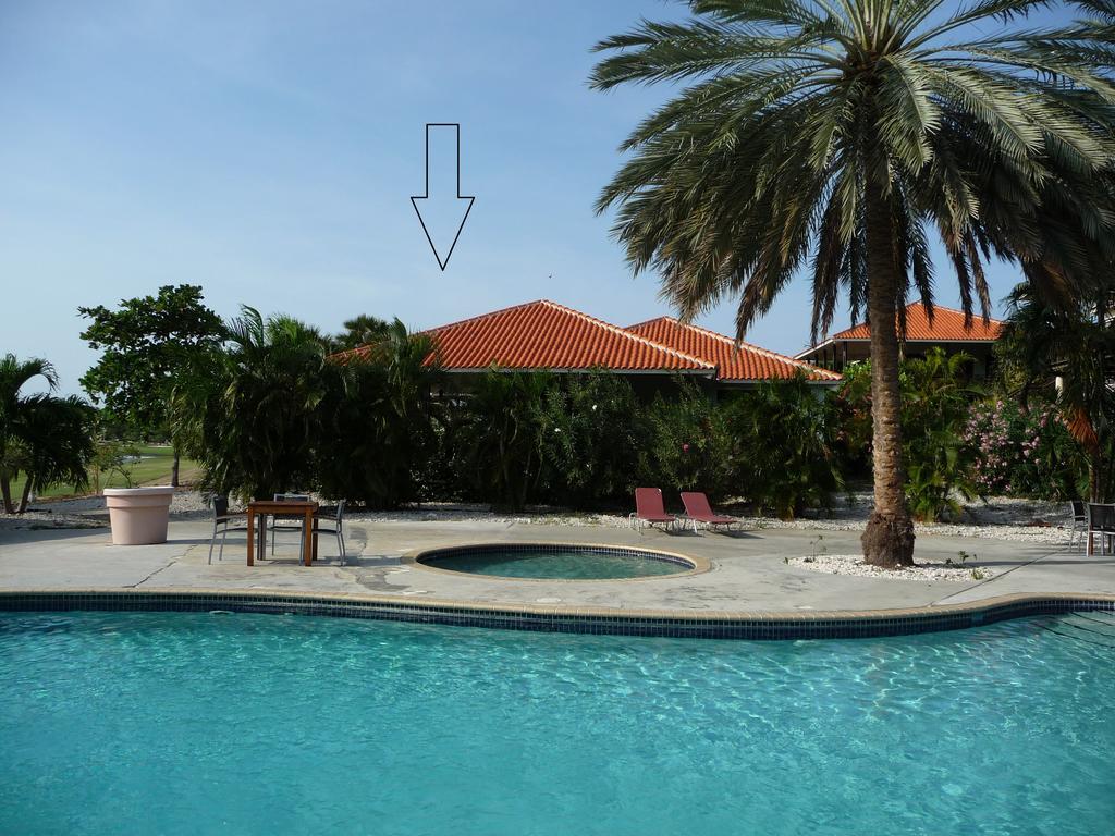Blue Bay Beach Villa At Pool And Golfcourse Eksteriør billede